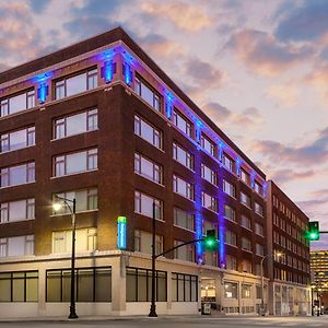 Holiday Inn Express - Kansas City Downtown By Ihg